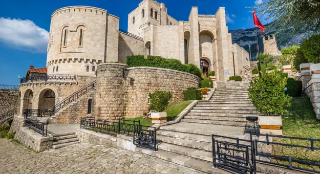Krujë Castle, Krujë