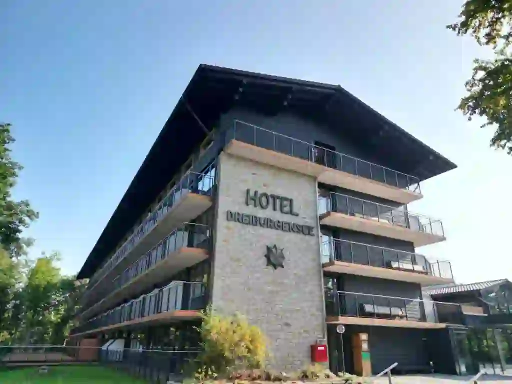 Das Dreiburgensee – Naturhotel & Spa, exterior 
