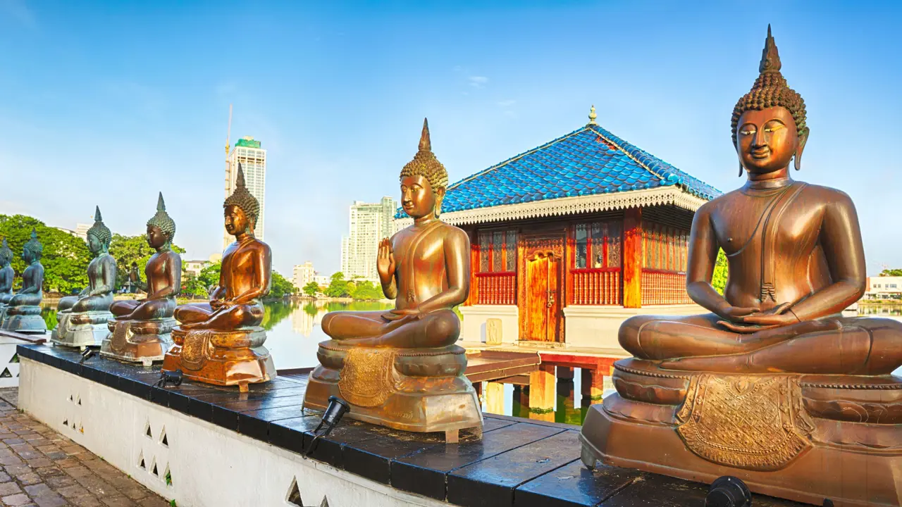  Seema Malaka Temple on Beira Lake, Colombo
