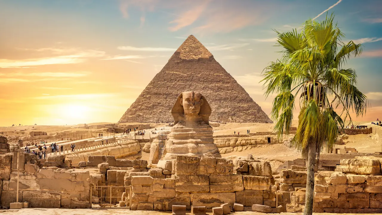 Great Sphinx and Pyramids of Giza, Cairo