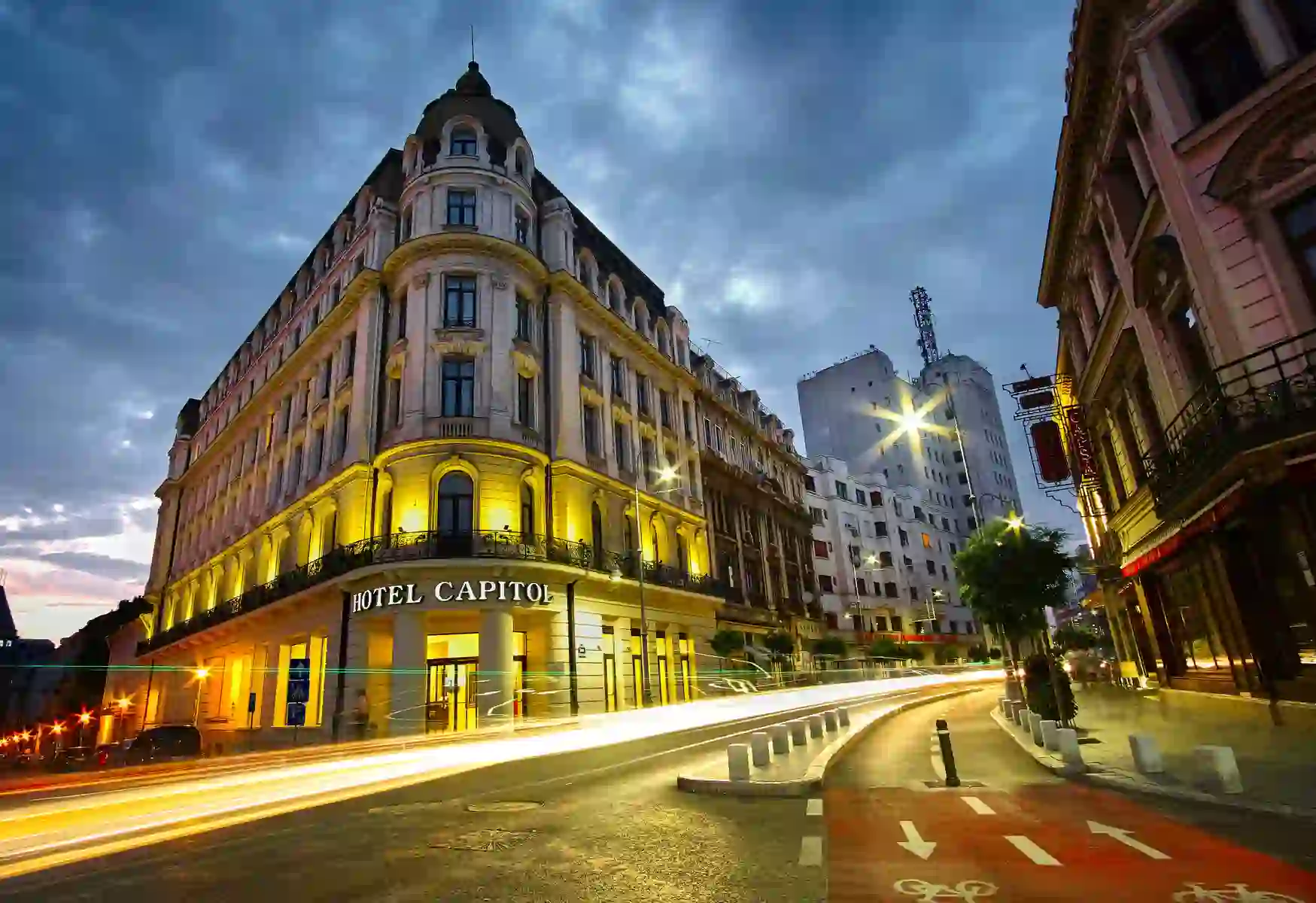 Hotel Capitol, Bucharest, exterior