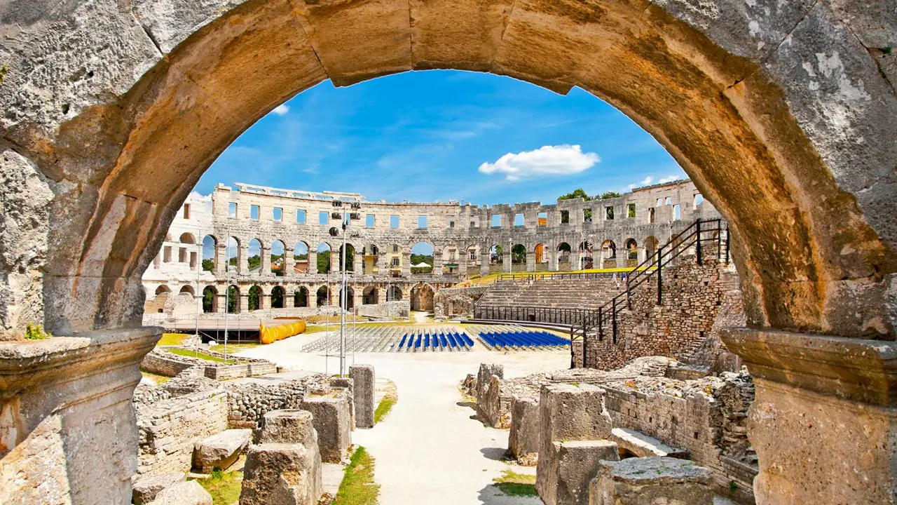 Roman amphitheatre, Pula, Istria Peninsula, Croatia