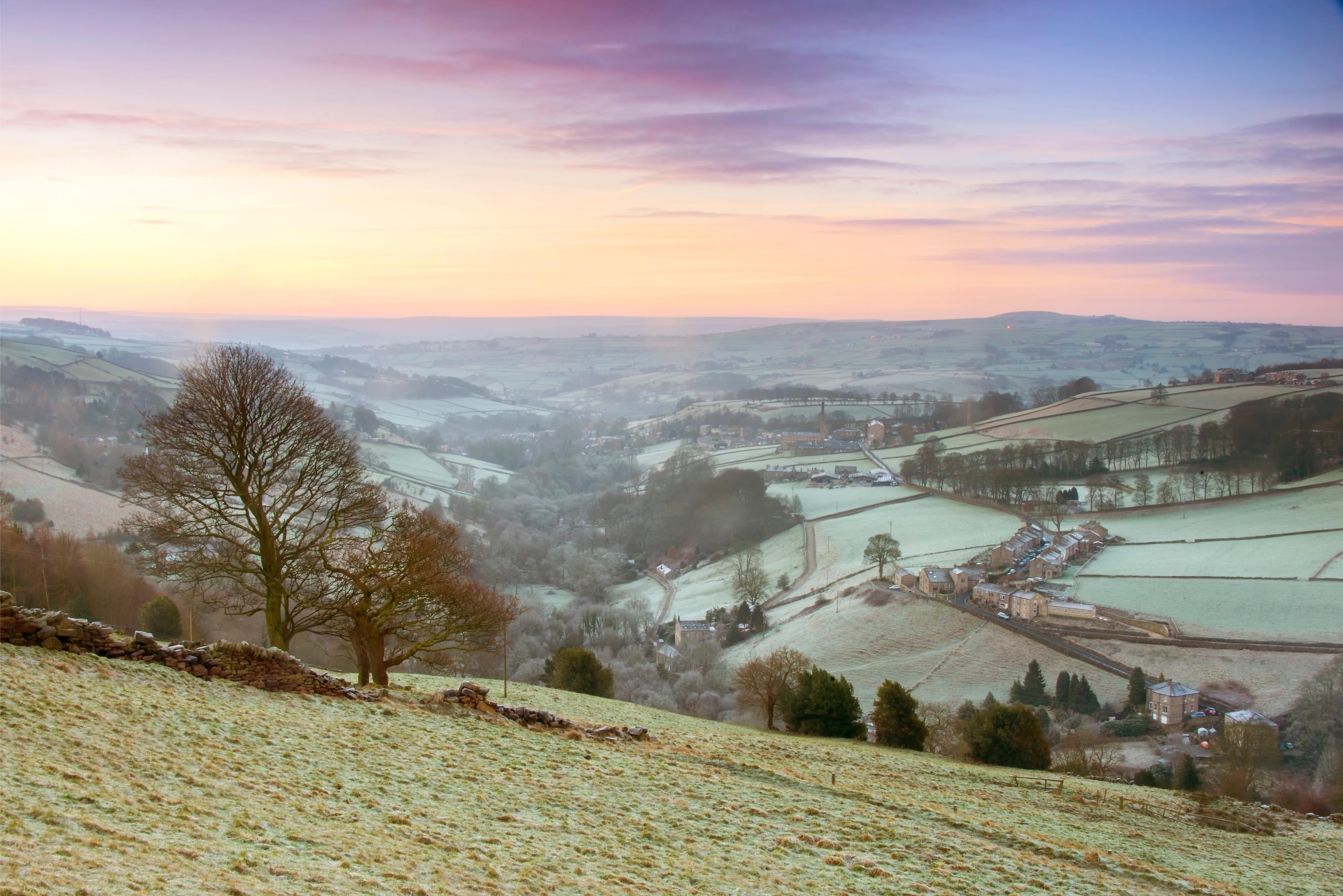 AS 75642080 Yorkshire Dales Winter View